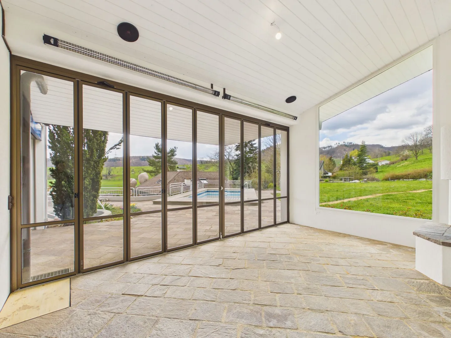Luxuriöse Villa in Frenkendorf - Foto 12 von 33