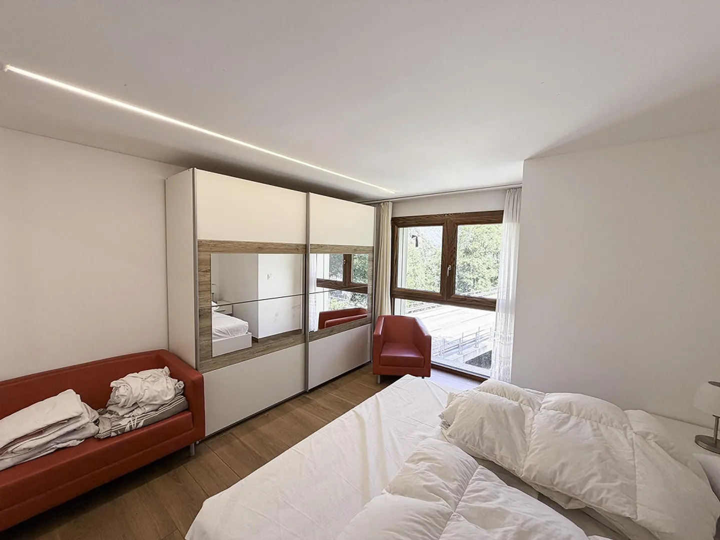 Haus mit 4 Wohnungen - Casa con 4 appartamenti - Vogorno - Foto 22 von 30