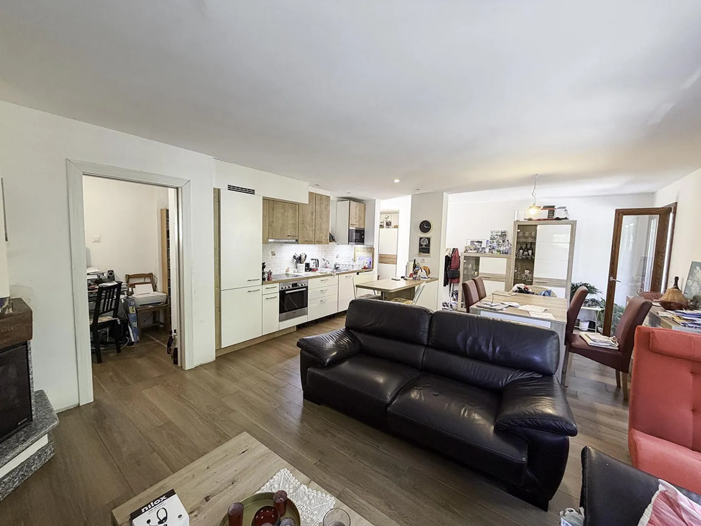 Haus mit 4 Wohnungen - Casa con 4 appartamenti - Vogorno - Foto 29 von 30