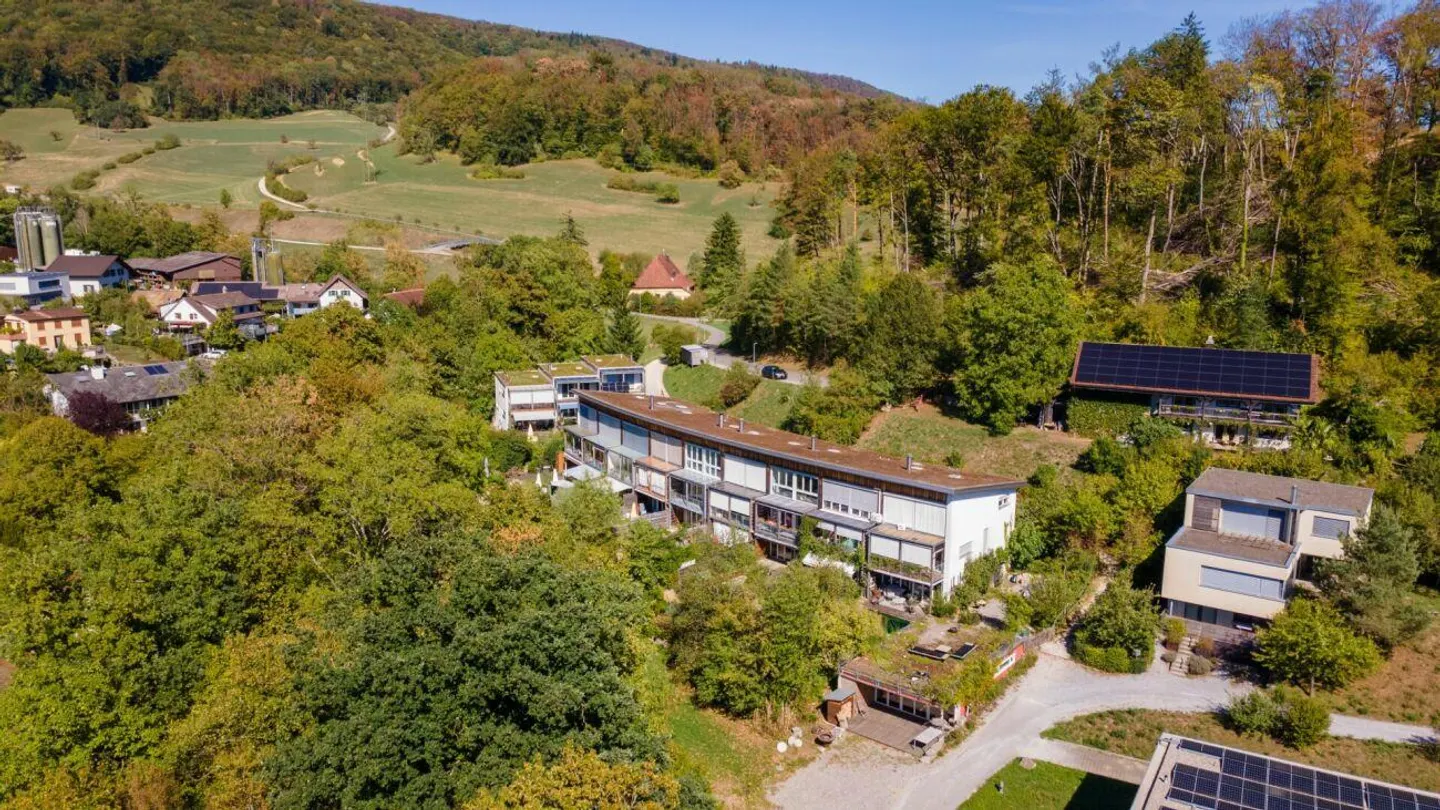 Charmantes Familienhaus in der Natur - Foto 1 von 15