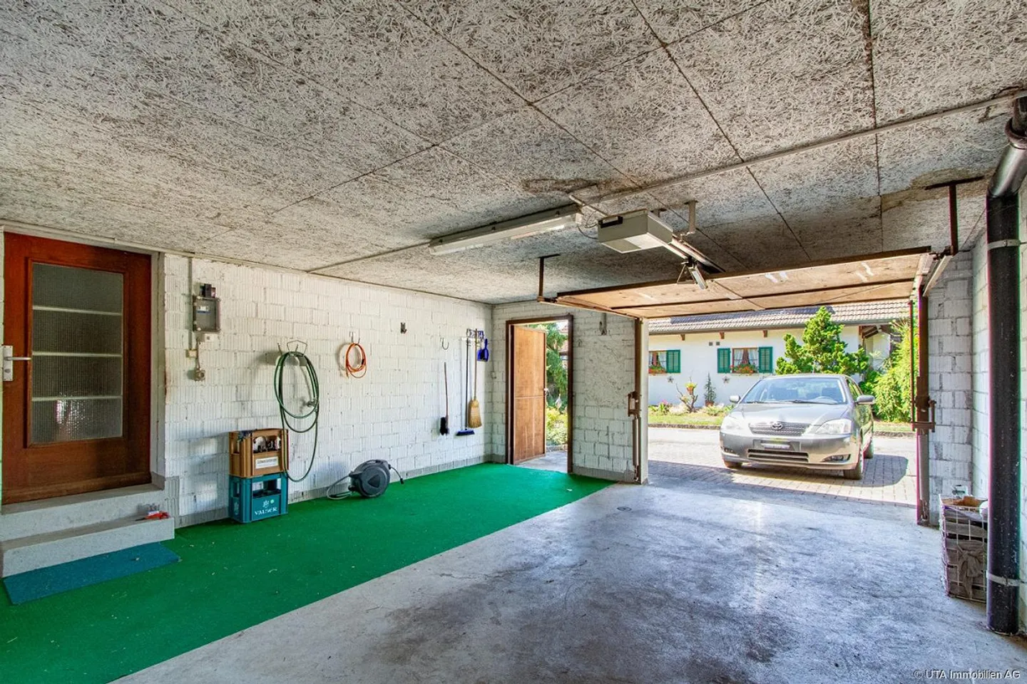 Single-family house with renovation potential, directly adjacent to the Lan - Photo 13 of 19
