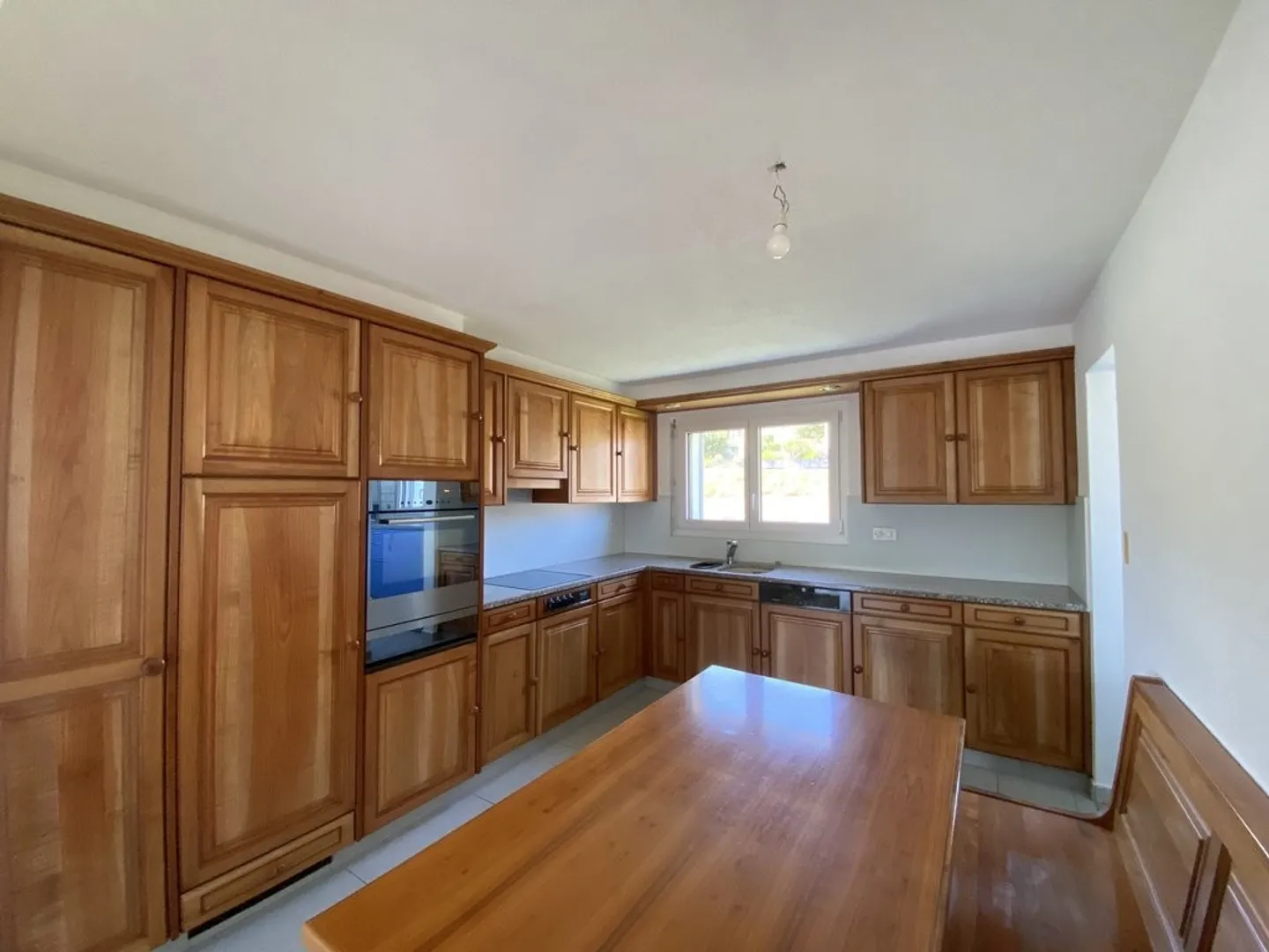 4,5-Zimmer-Wohnung im 2. Stock - Foto 2 von 11