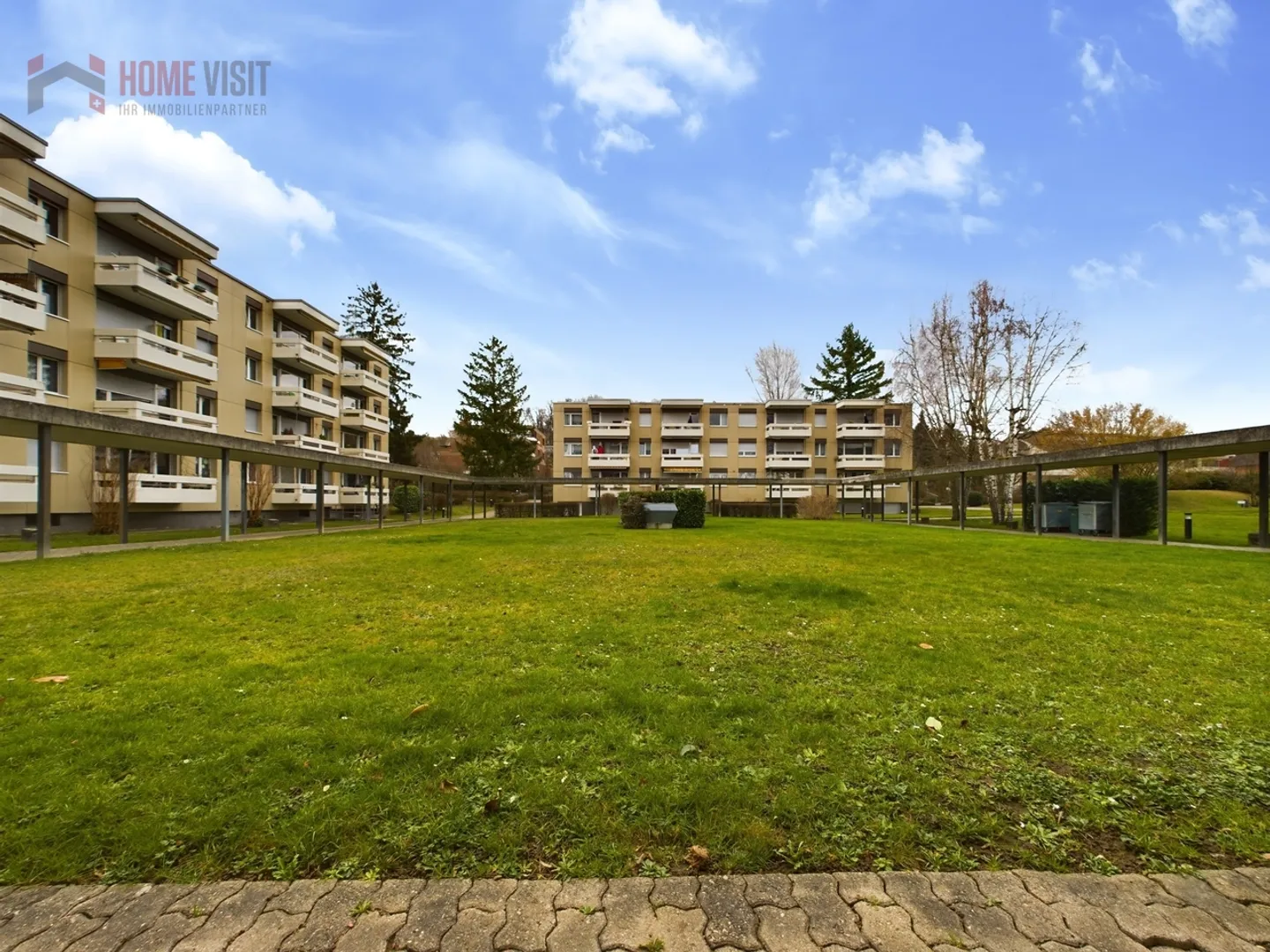 Sonnige Wohnung mit traumhafter Aussicht - Foto 8 von 8