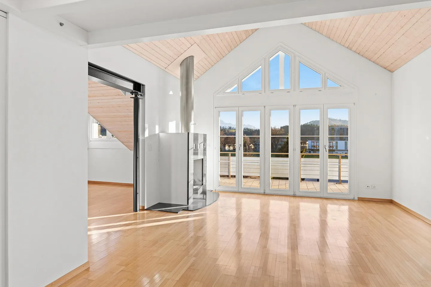 Cozy Living with Wonderful Alpine View - Photo 6 of 6