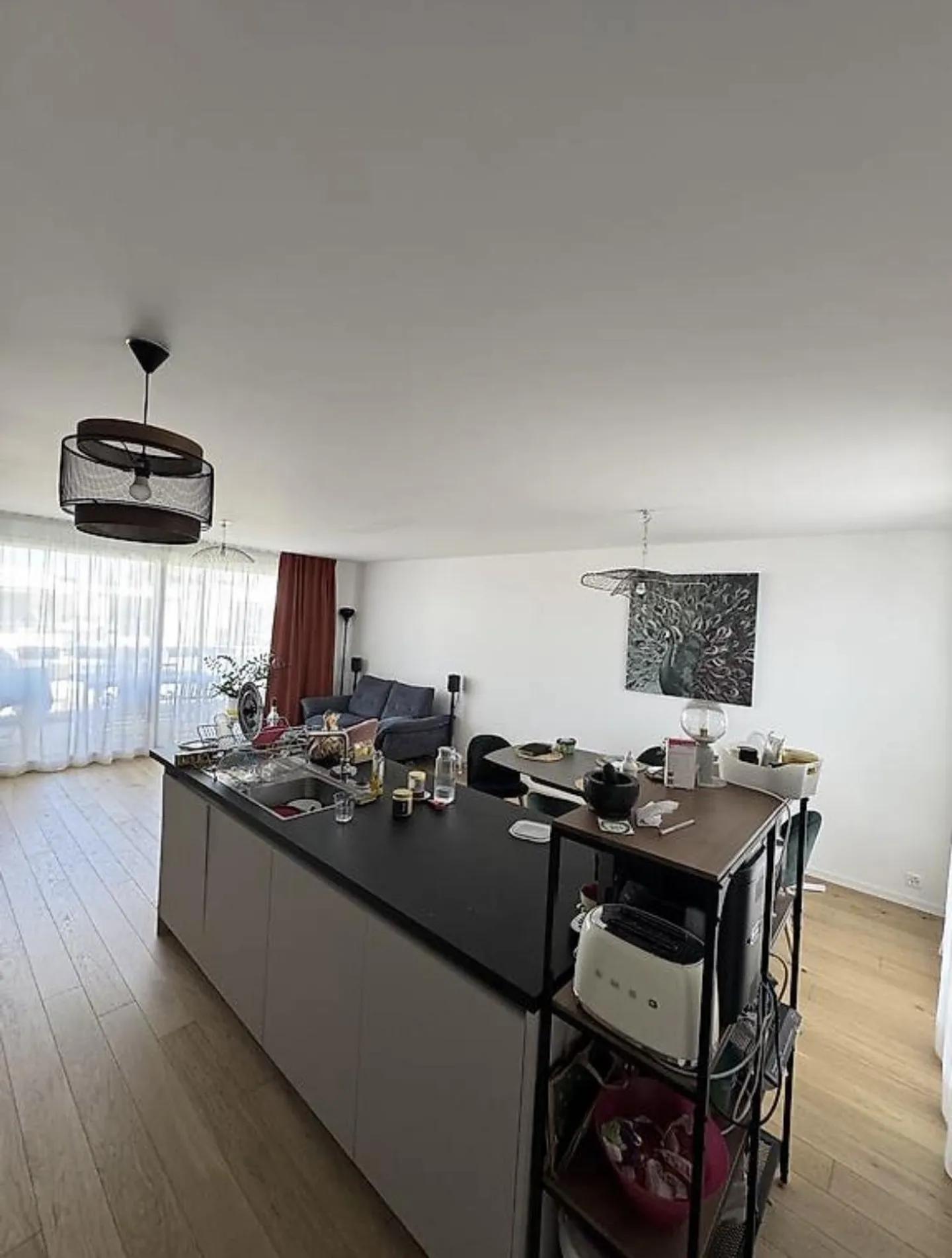 Sehr schöne 4-Zimmer-Wohnung in Troinex - Foto 3 von 9