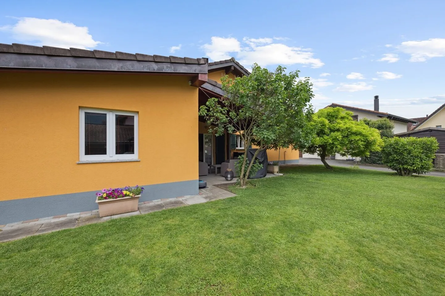 Affascinante casa indipendente con camino e giardino - Foto 15 di 15