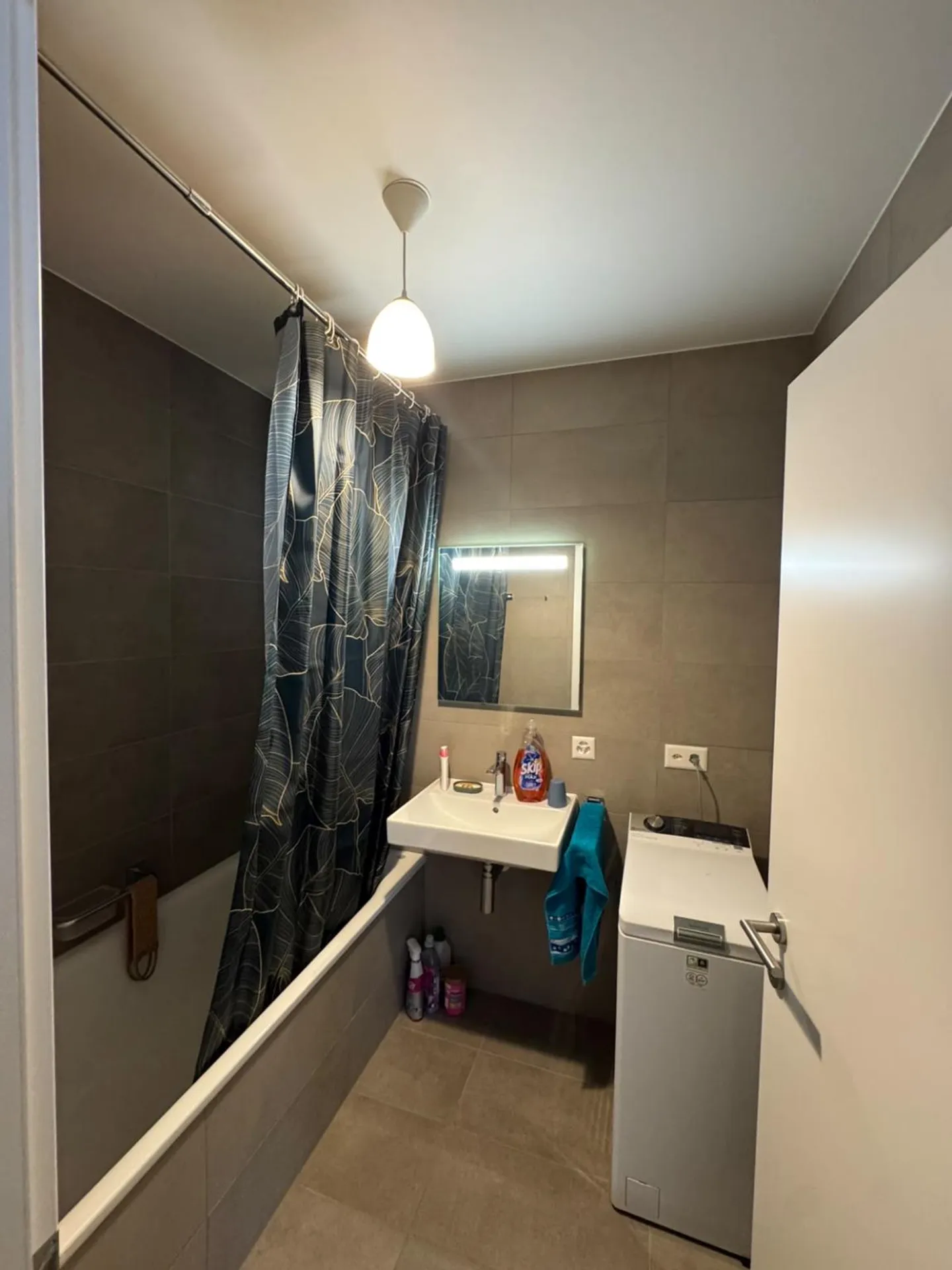 Sehr schöne 4-Zimmer-Wohnung in Troinex - Foto 8 von 9