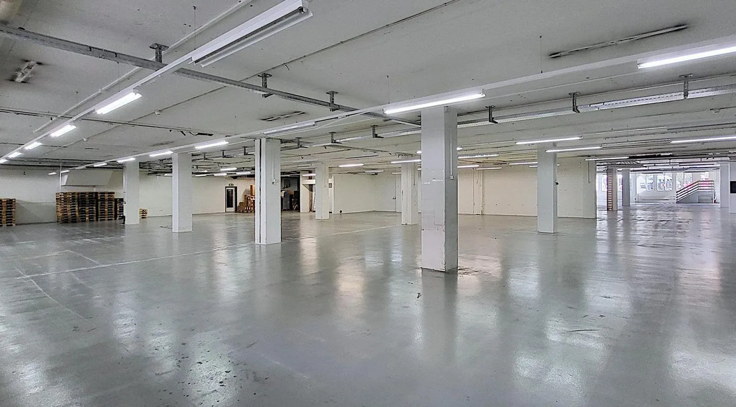 Now also partial areas from approx. 600 m2 - Commercial areas/Production in... - Photo 4 of 7