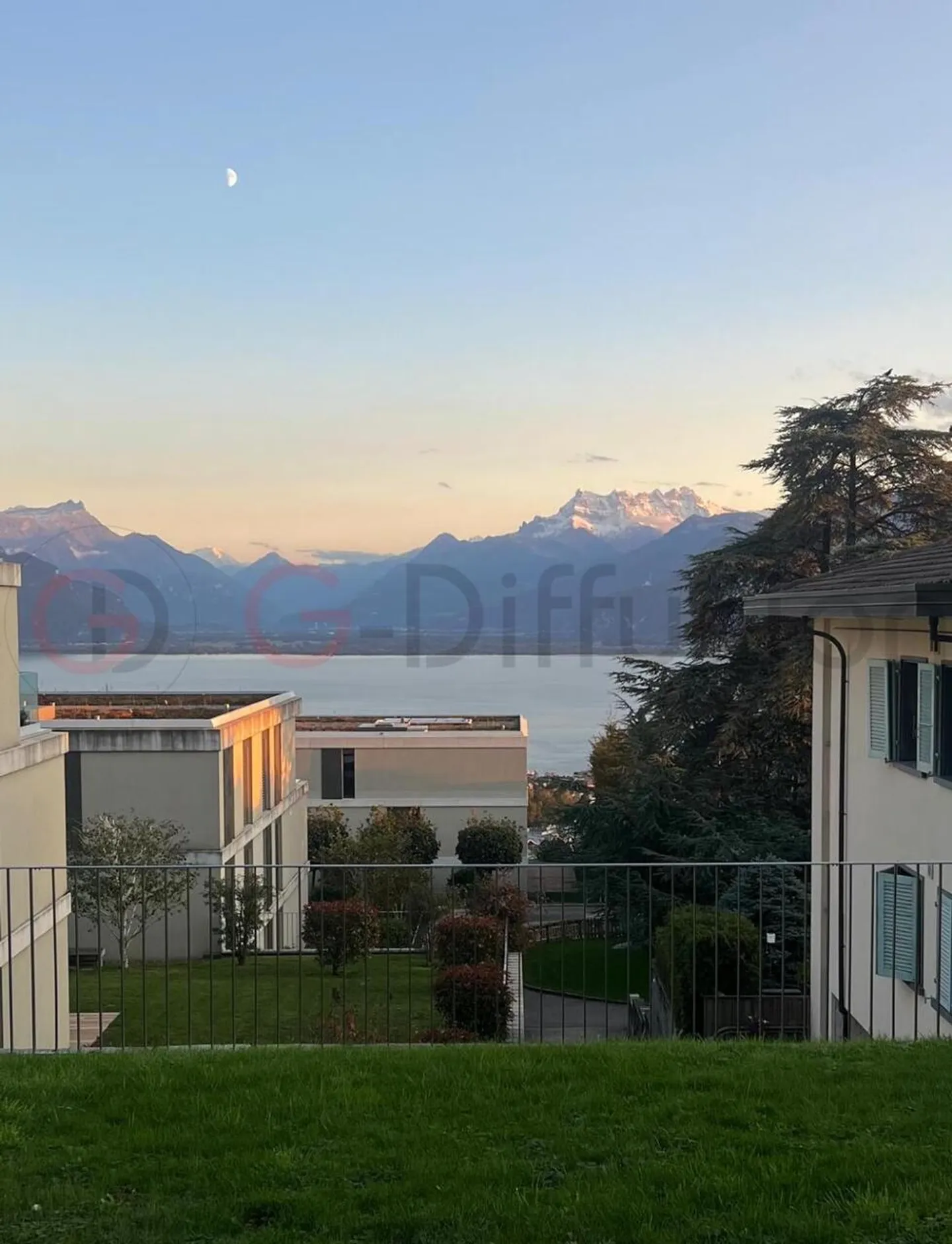 Appartamento di lusso con 3,5 stanze arredato - Foto 1 di 13