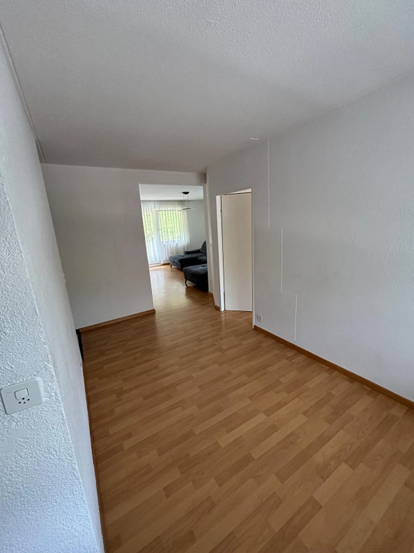 3.5 Room Apartment - Ready to Move In - Photo 5 of 9