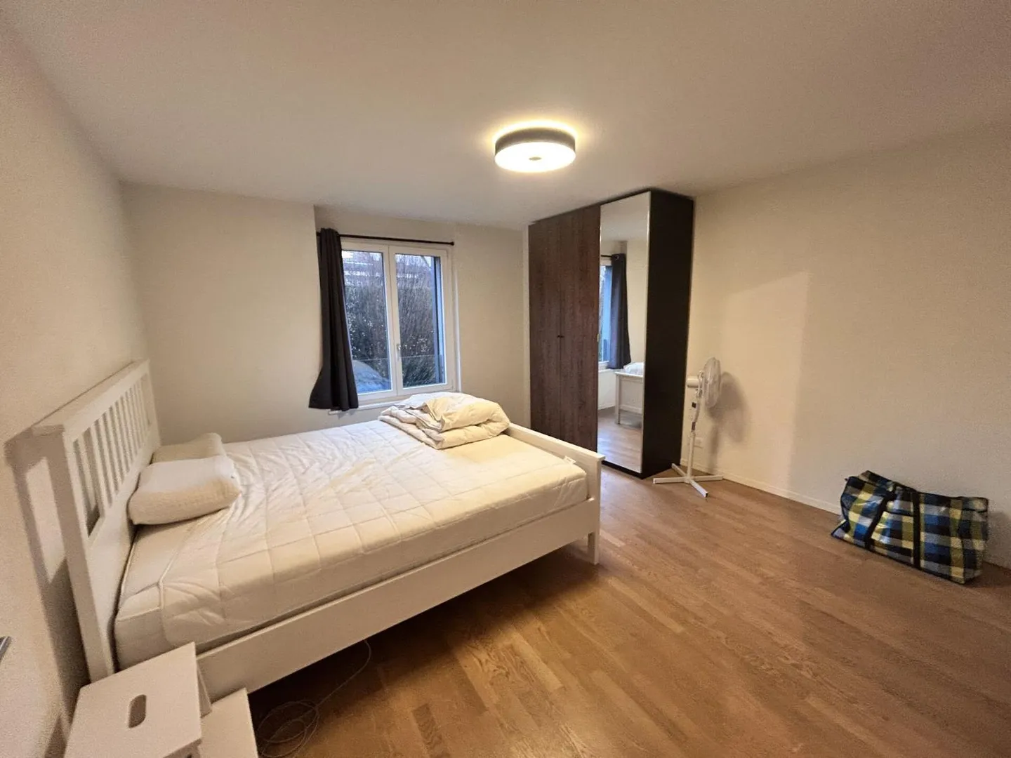 Appartement Charmant avec Vue sur le Lac - Photo 9 sur 10