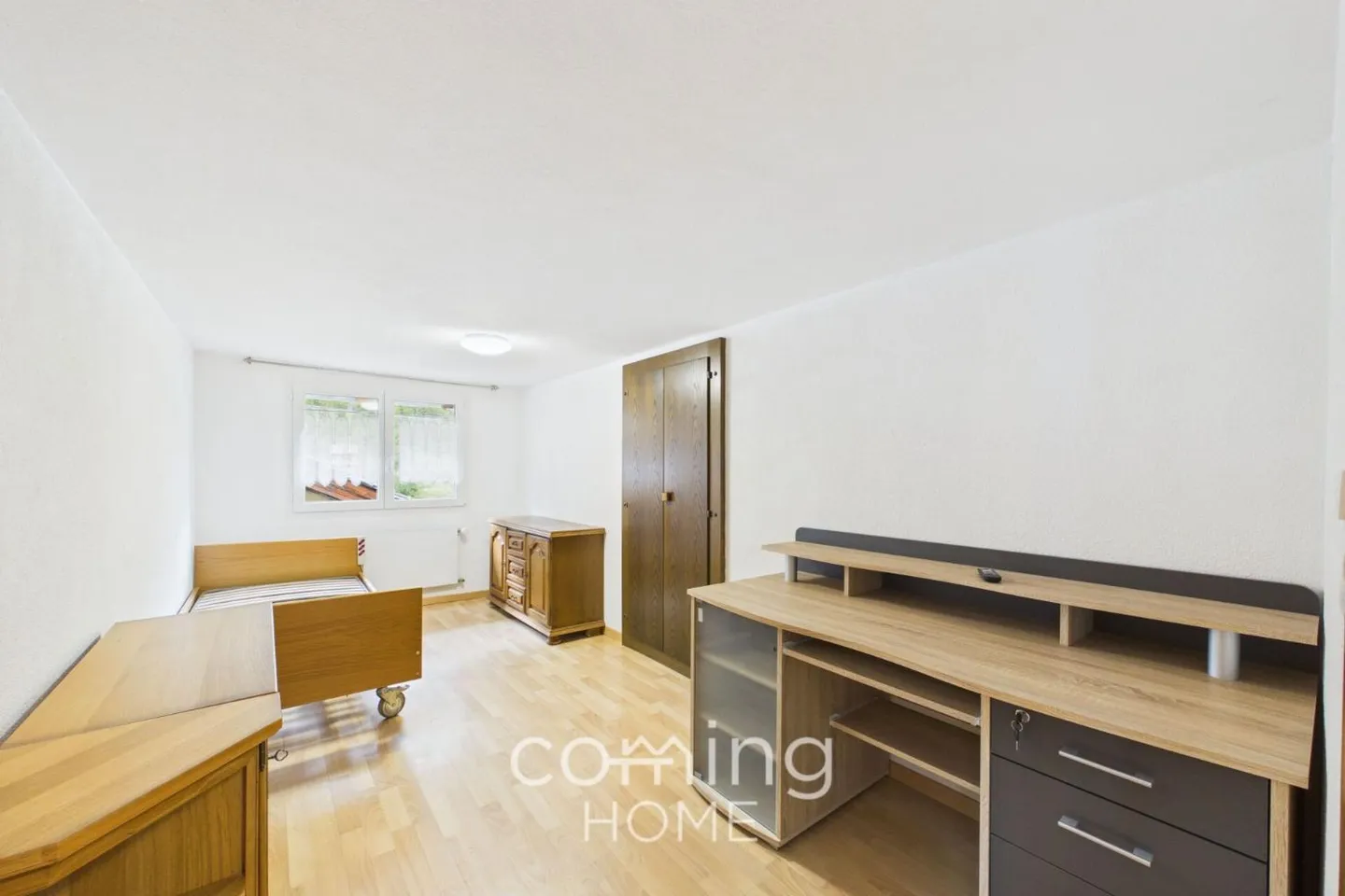 Charming 4.5 room apartment in Saas-Balen with stunning mountain views - Photo 7 of 13
