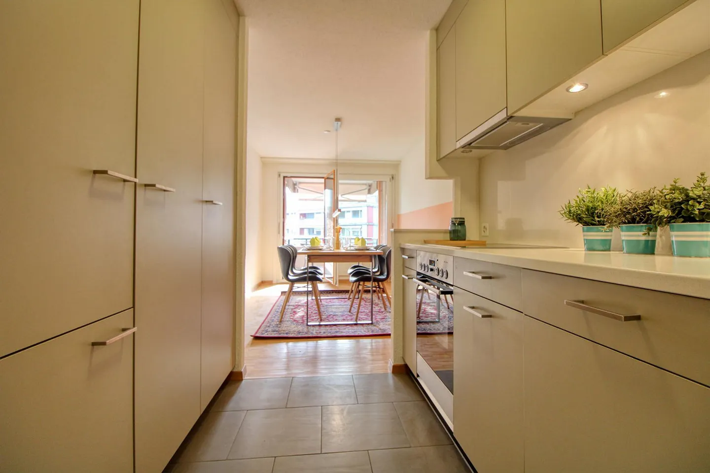 Camere belle in posizione privilegiata vicino a Sihlcity - Foto 13 di 15