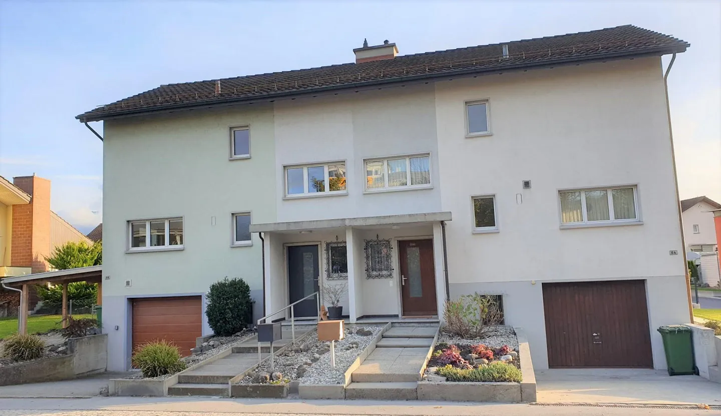 4-1/2 Zimmer Doppeleinfamilienhaus zu vermieten - Foto 2 von 17