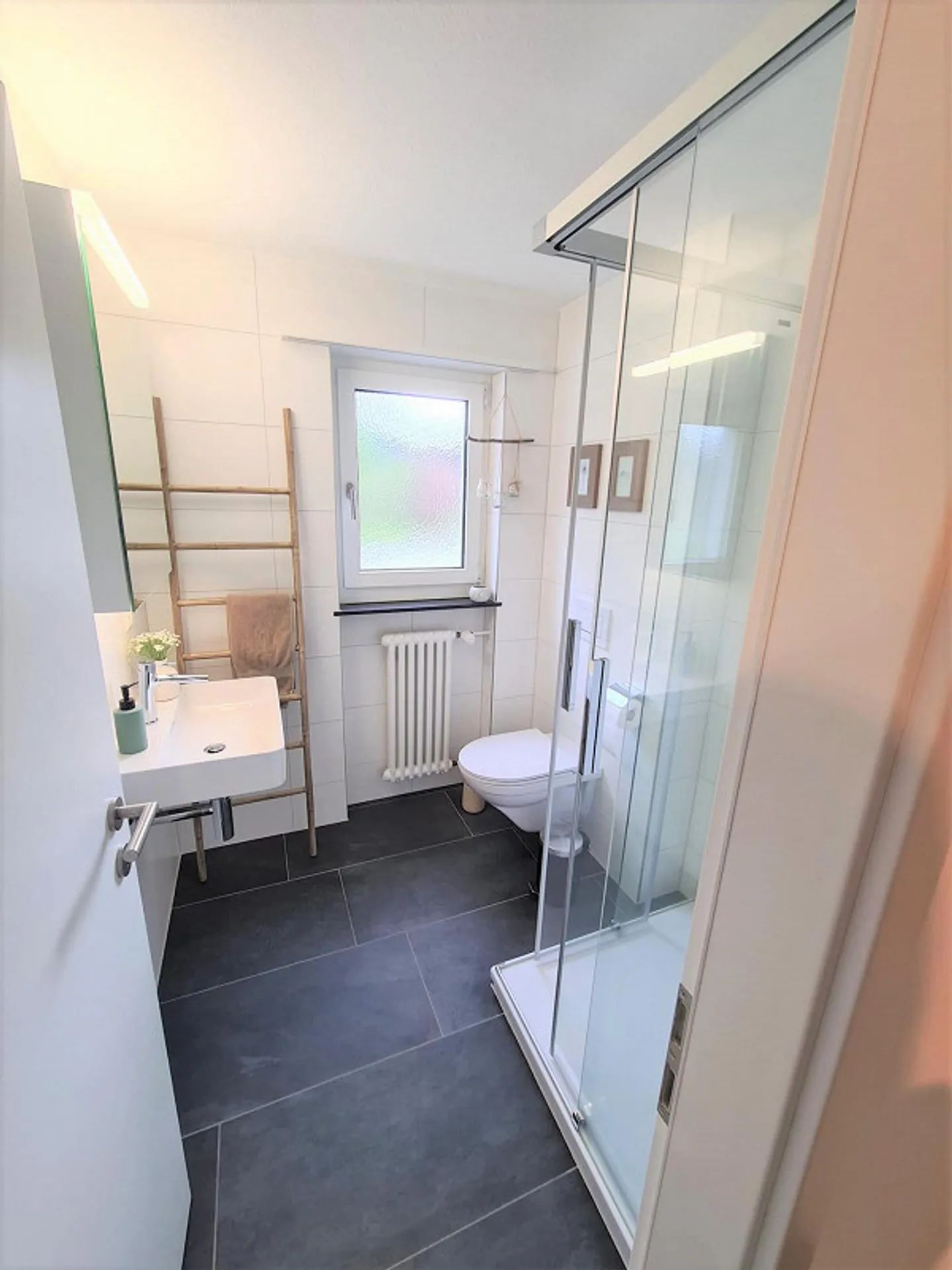 4-1/2 Zimmer Doppeleinfamilienhaus zu vermieten - Foto 6 von 17