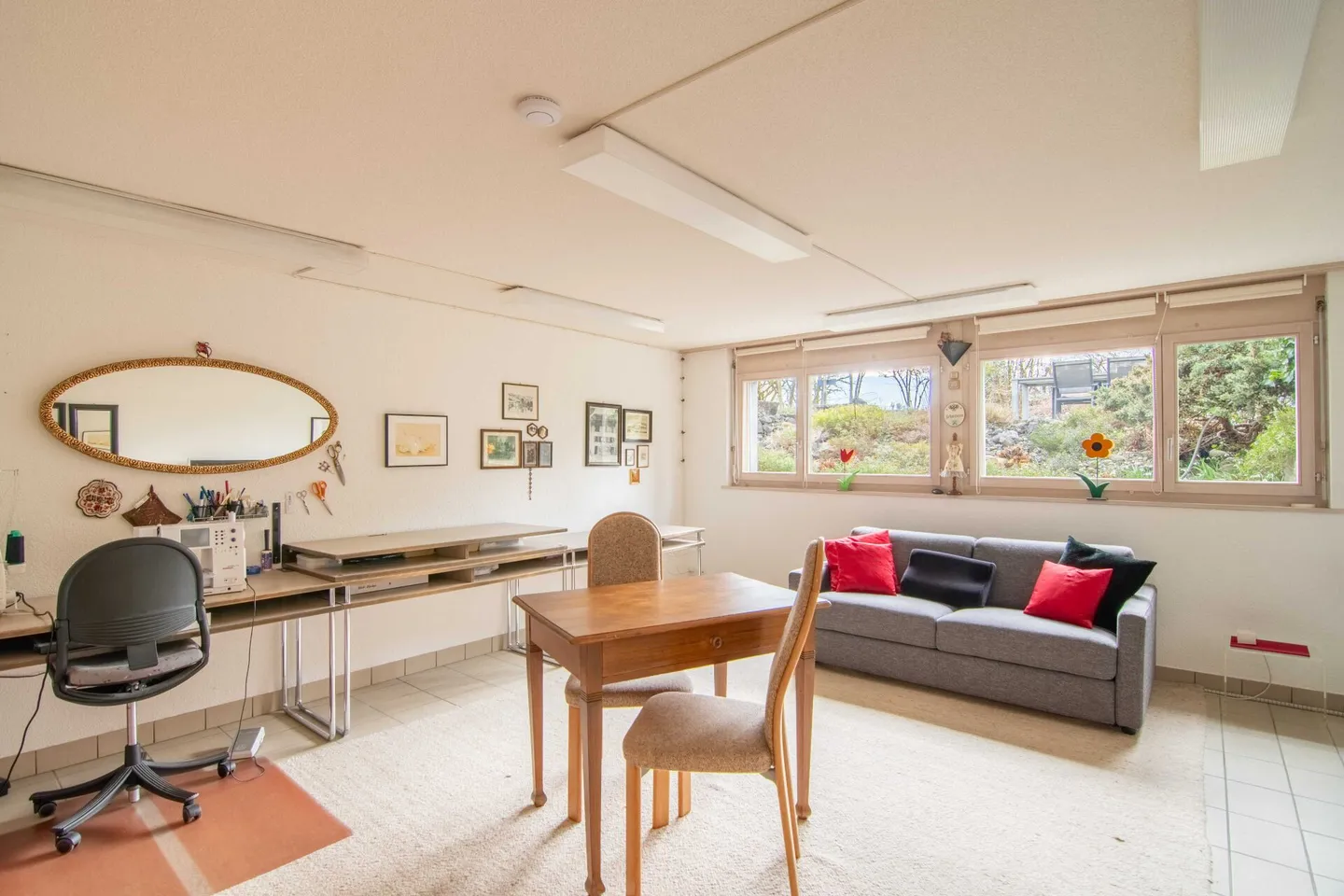 Casa indipendente con dependance separata - Lavoro e vita, concetti abitativi multigenerazionali o individuali - Foto 12 di 25