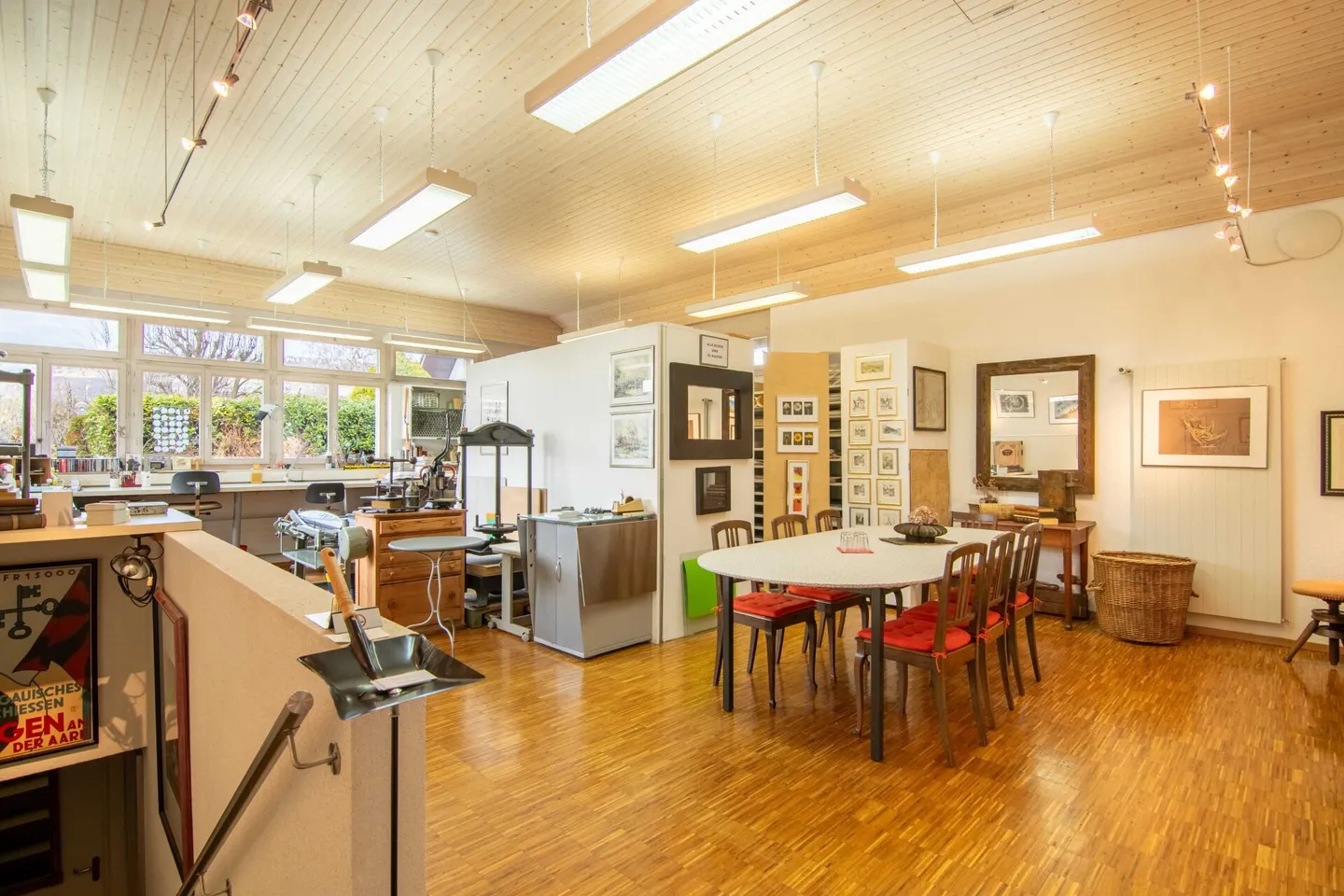 Casa indipendente con dependance separata - Lavoro e vita, concetti abitativi multigenerazionali o individuali - Foto 16 di 25