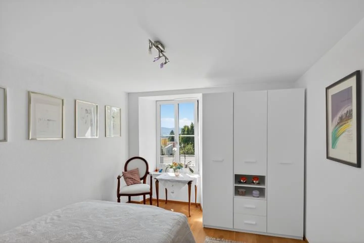 Beeindruckende Wohnung mit Bergblick - Foto 5 von 8