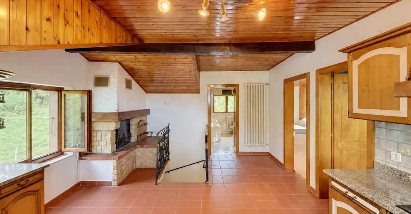 Appartement Charmant avec Balcon - Photo 3 sur 5
