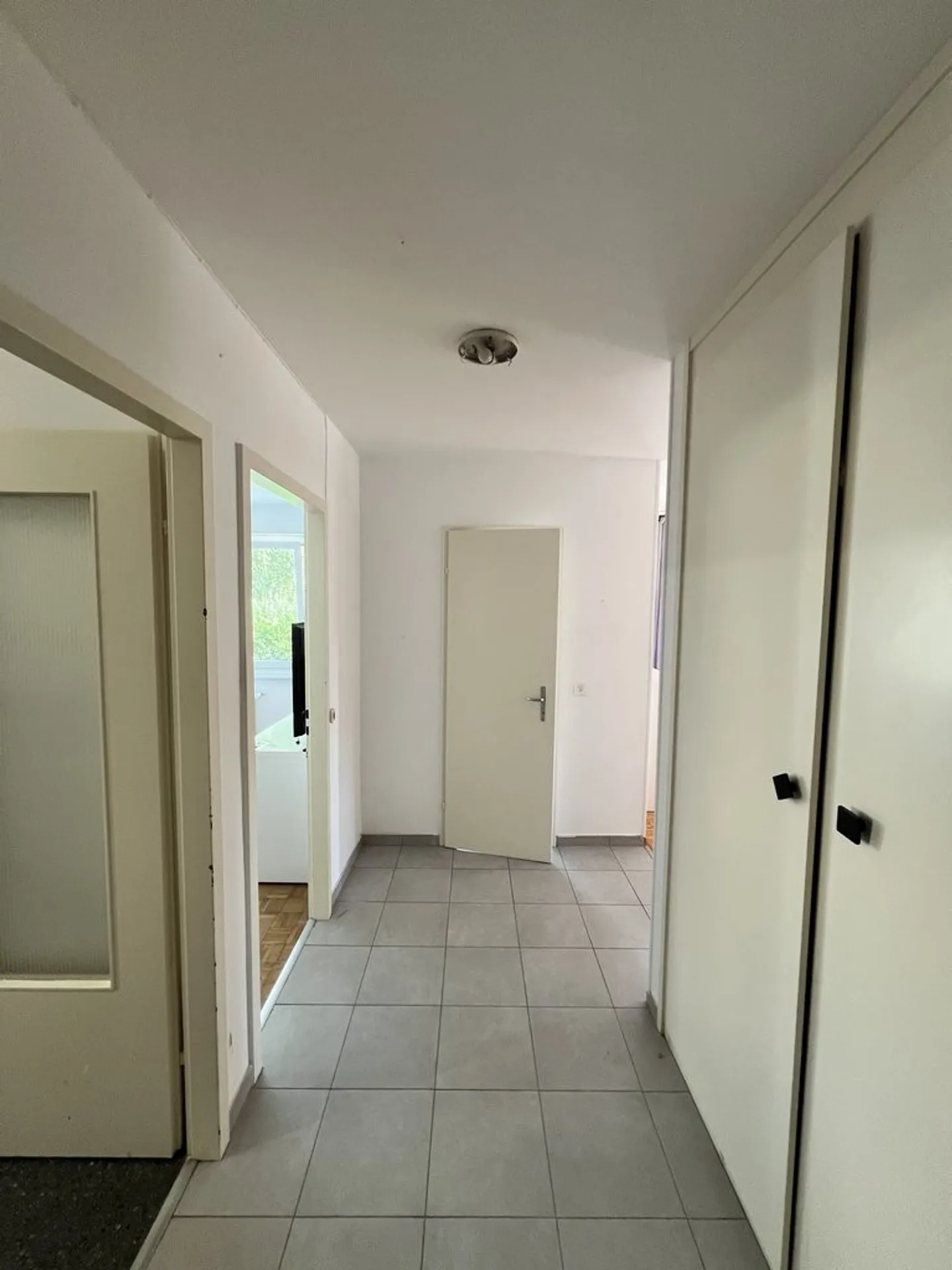 Appartement 2 pièces - Photo 2 sur 7