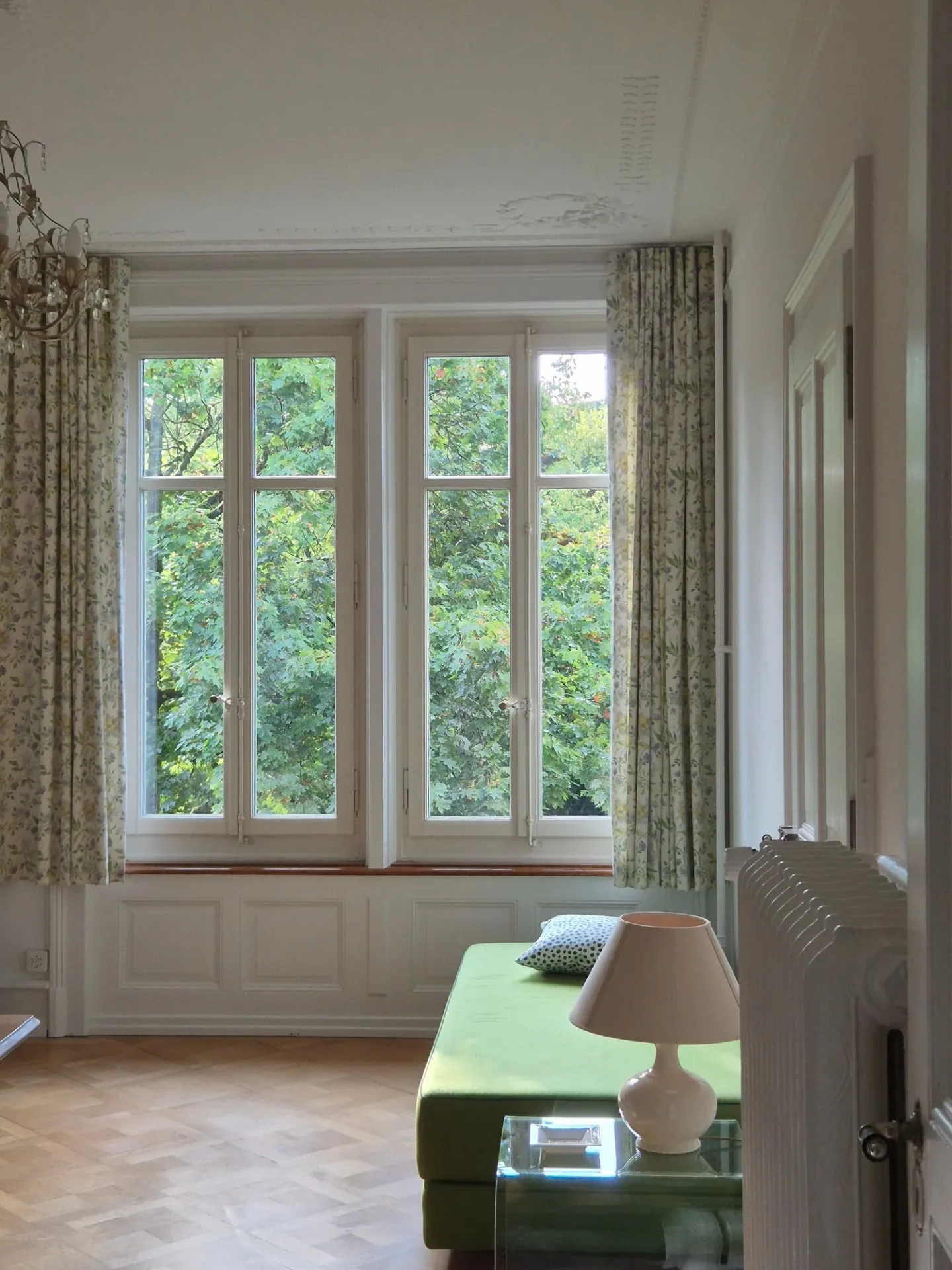 Appartement ancien de 6 pièces élégant dans le quartier populaire de Kirchenfeld - Photo 7 sur 10