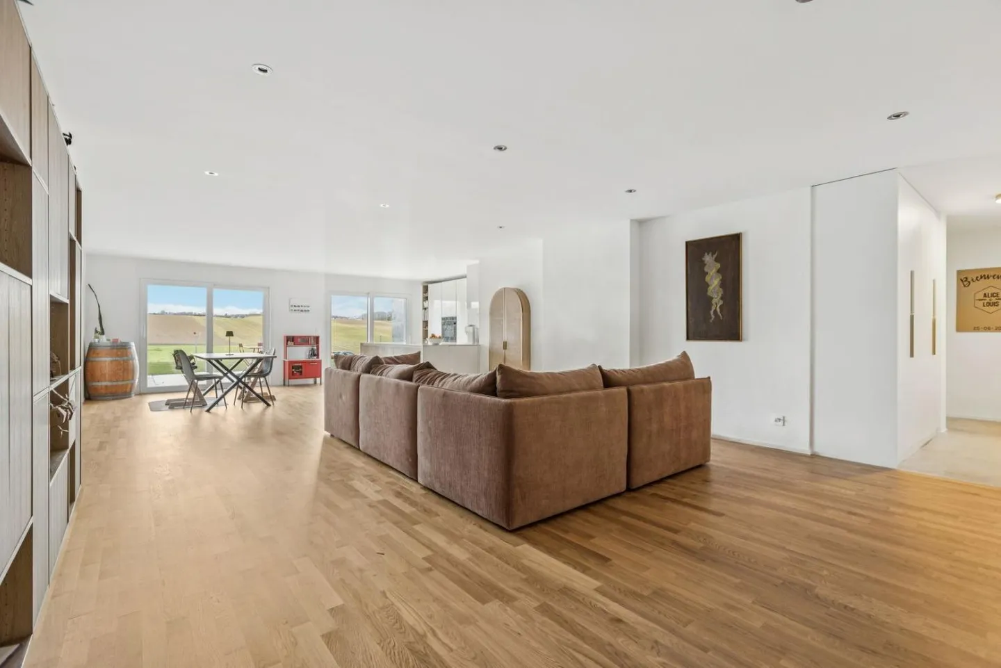 Magnifique appartement de 4,5 pièces avec terrasse et jardin - Photo 2 sur 13