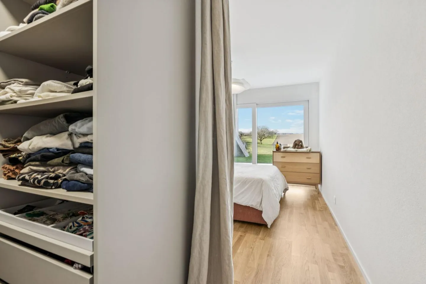 Magnifique appartement de 4,5 pièces avec terrasse et jardin - Photo 8 sur 13