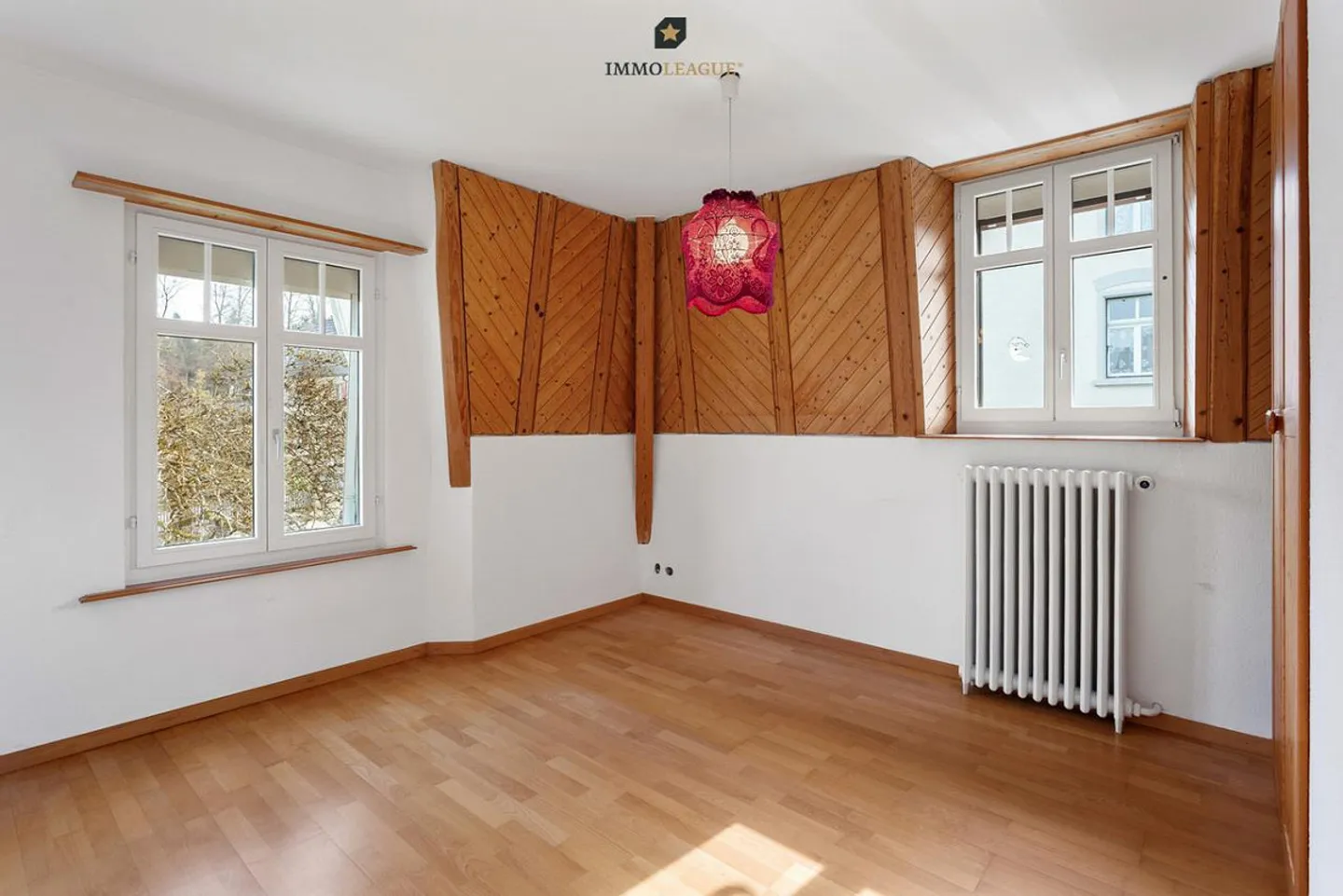 Stylish living in a family-friendly environment - Photo 5 of 9