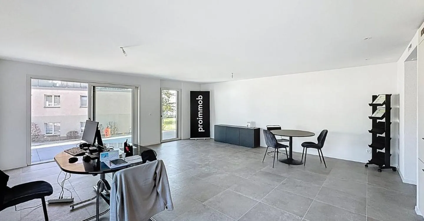 Appartamento di 4.5 locali con balcone - Foto 1 di 13