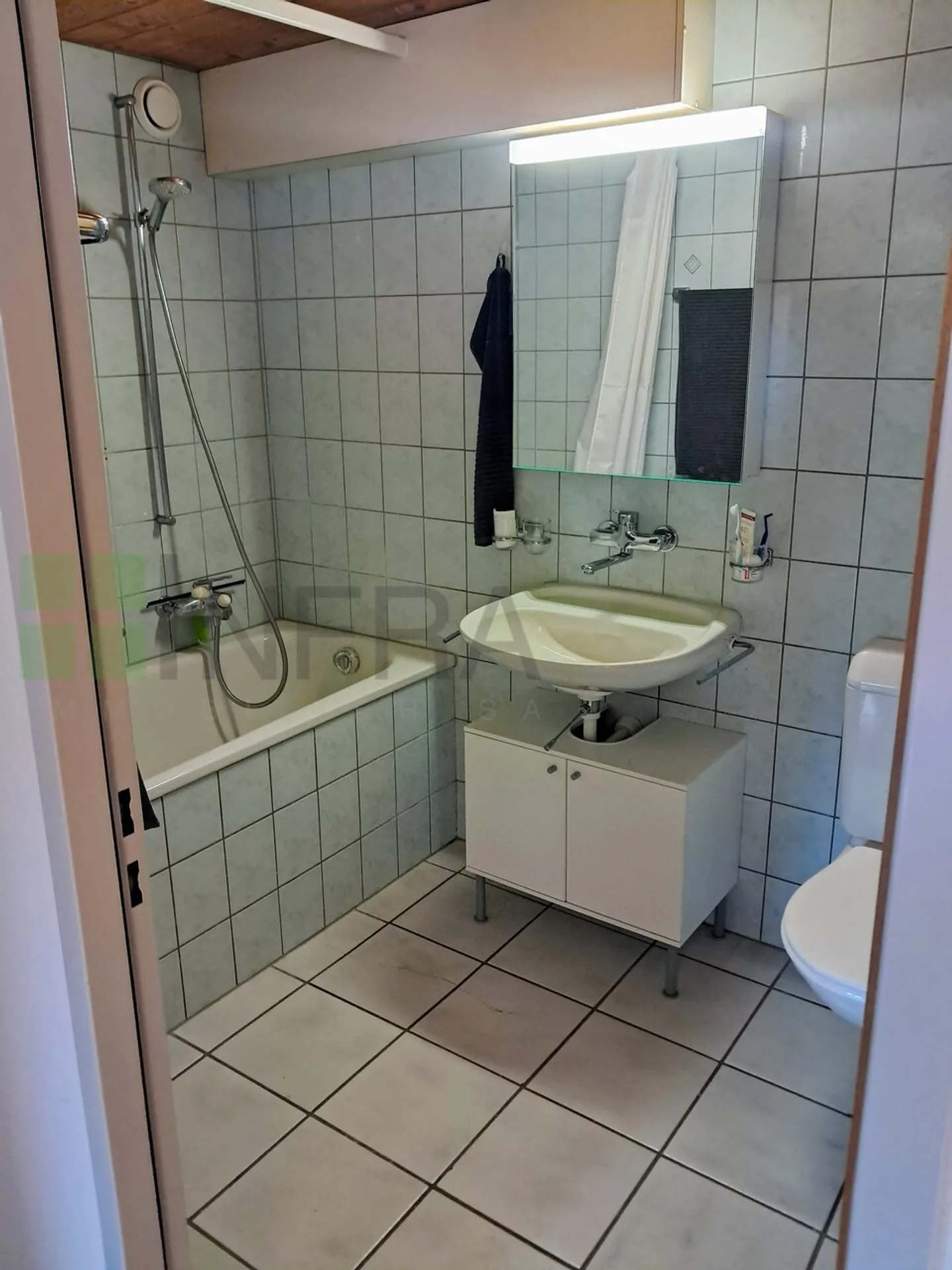 Magnifico duplex attico di 107 m2 con carattere! Disponibile dal 1.2.2026 - Foto 8 di 12