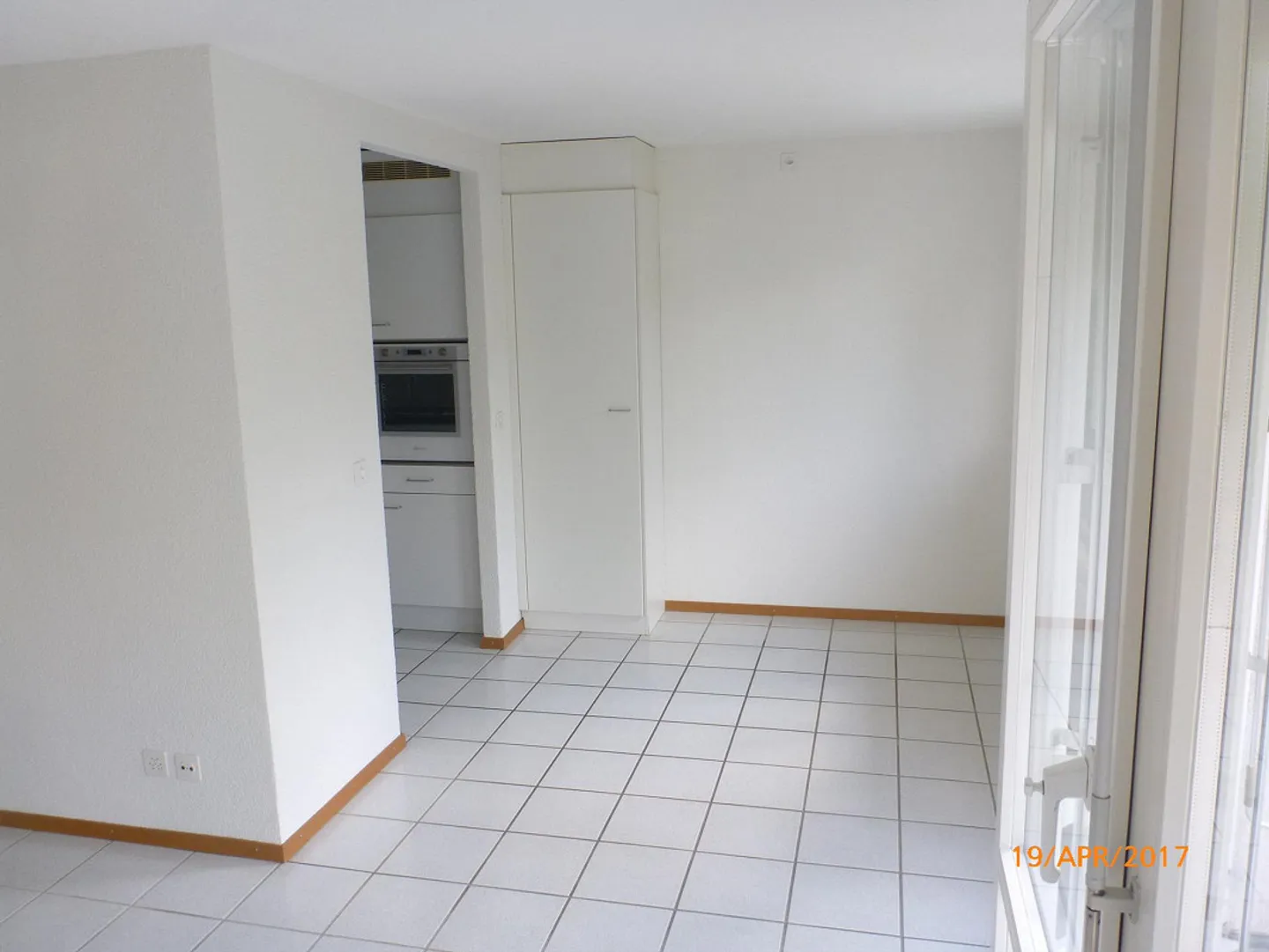 2-room apartment for rent - Photo 4 of 10