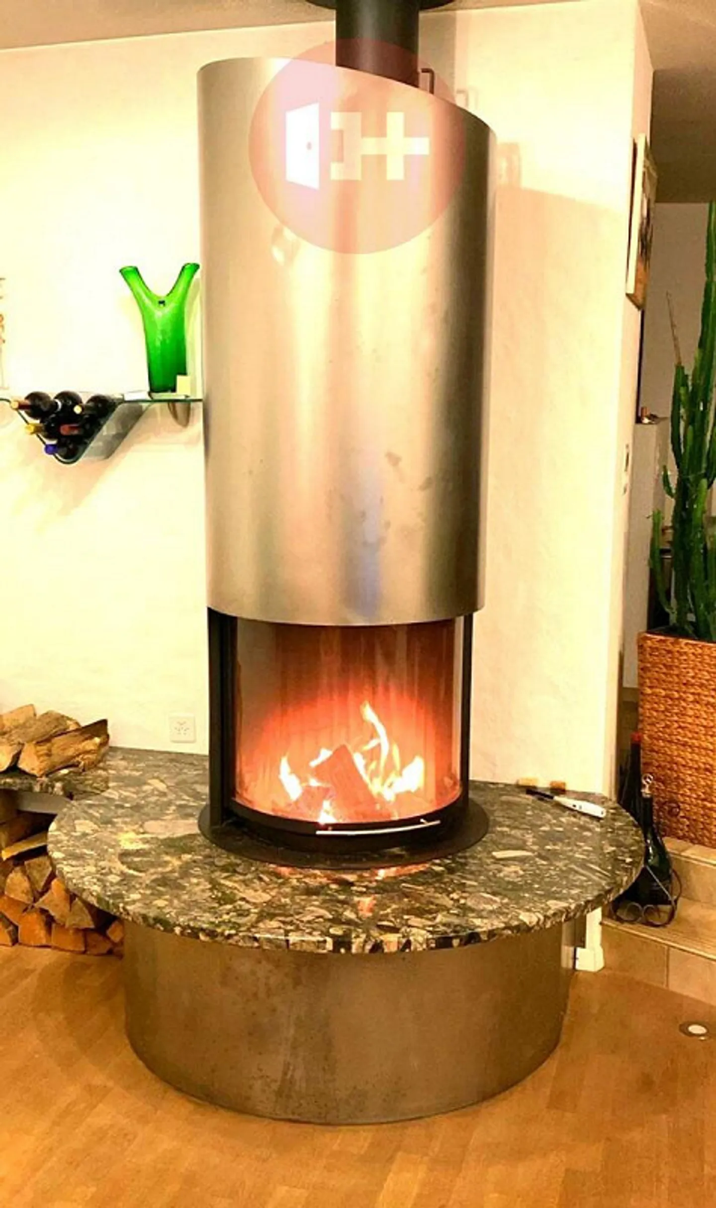 RUSTIC SINGLE-FAMILY HOUSE WITH A VIEW FOR THE FAMILY! - Photo 7 of 8