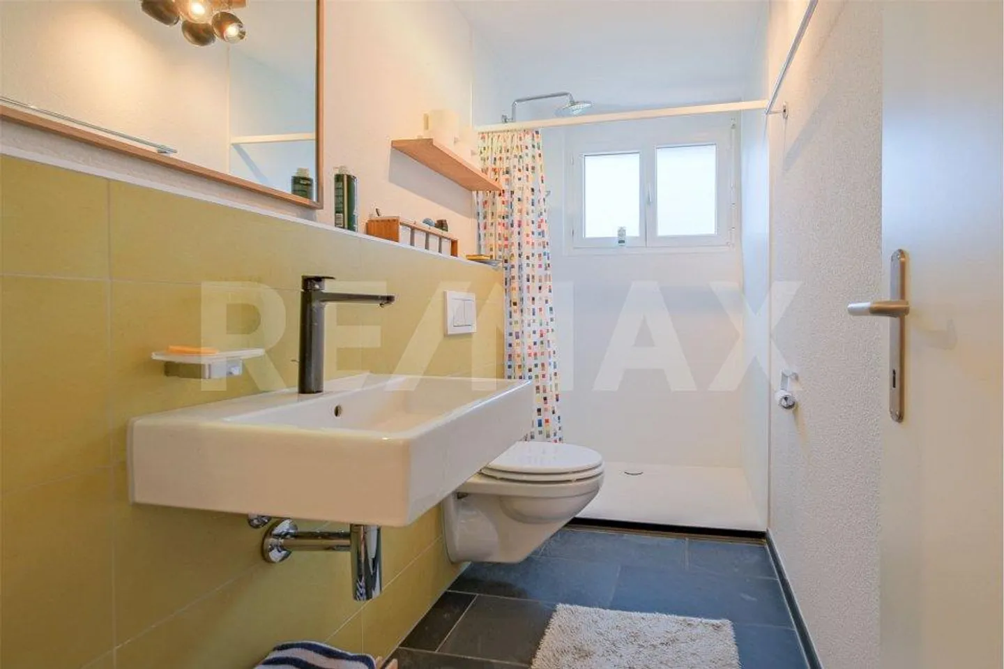Moderno e luminoso: appartamento attico duplex di 5,5 stanze - Foto 12 di 13