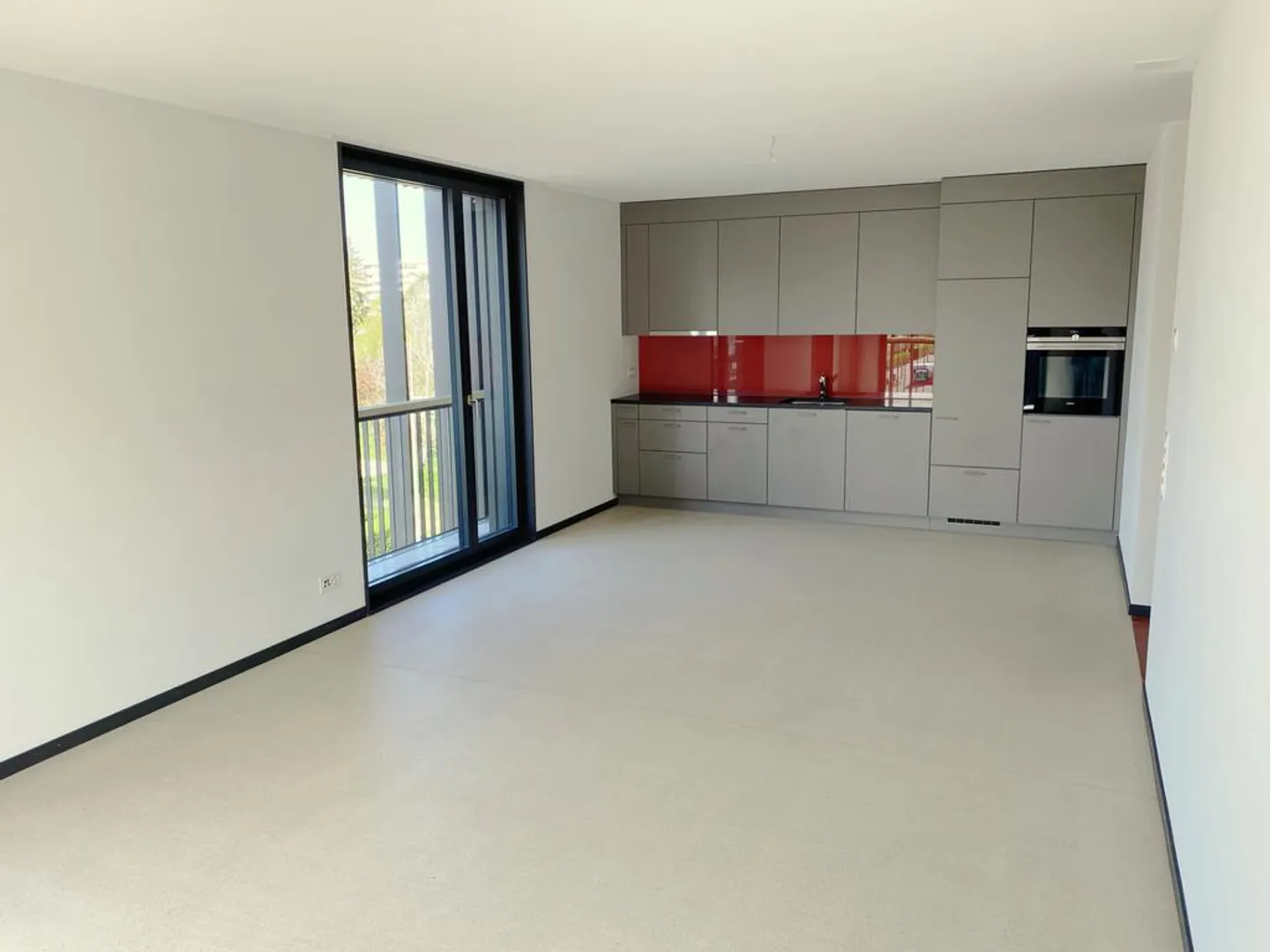 Appartement lumineux et moderne au standard de propriété à Bern-Brünnen - Photo 7 sur 10