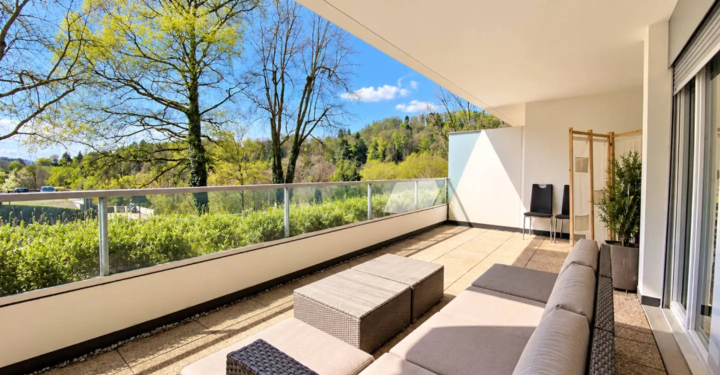 Spacious studio with terrace - Photo 1 of 6