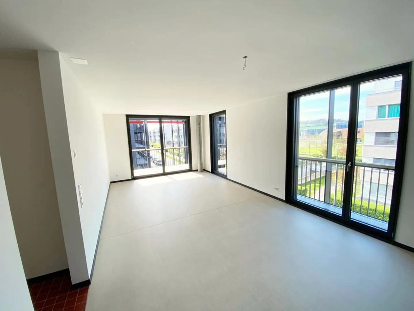 Appartement lumineux et moderne au standard de propriété à Bern-Brünnen - Photo 6 sur 10