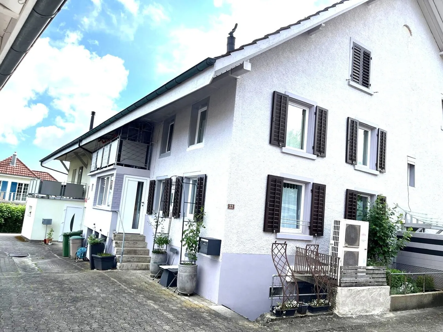 Una casa 4½ camere non comune in una posizione tranquilla - Foto 1 di 20