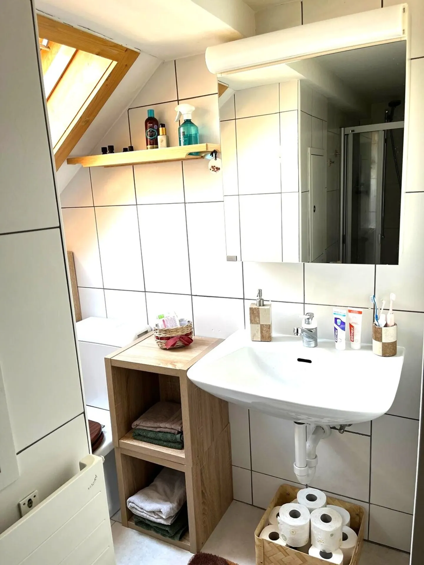 Una casa 4½ camere non comune in una posizione tranquilla - Foto 12 di 20