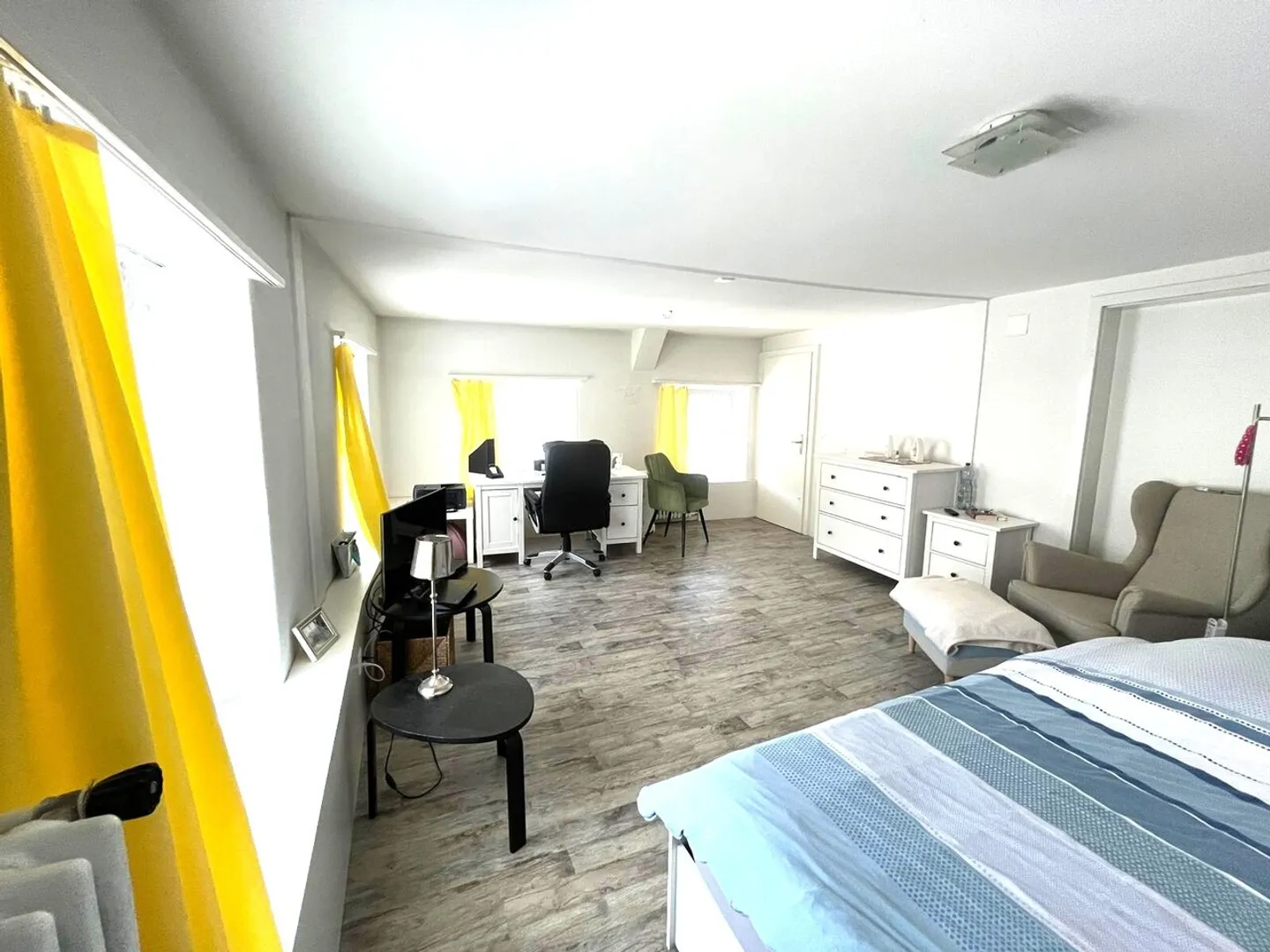 Una casa 4½ camere non comune in una posizione tranquilla - Foto 7 di 20