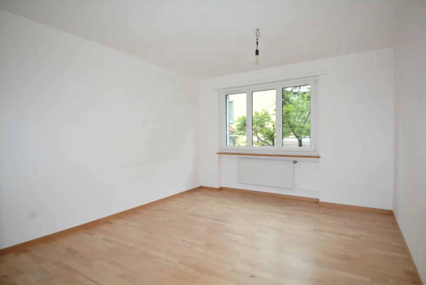 Appartamento accogliente con 4½ stanze in una posizione tranquilla - Foto 7 di 11