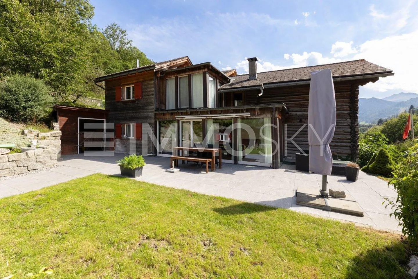 Vue sur la montagne, idylle de jardin et une maison avec caractère - Photo 1 sur 5