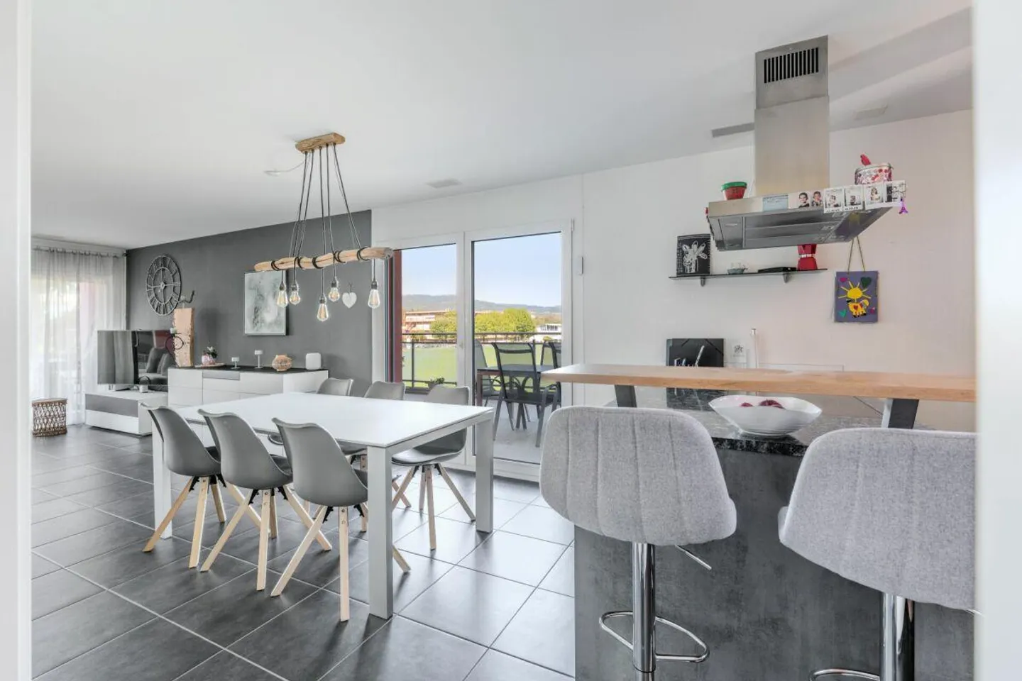 Modernes Einfamilienhaus mit Aussicht - Foto 5 von 15
