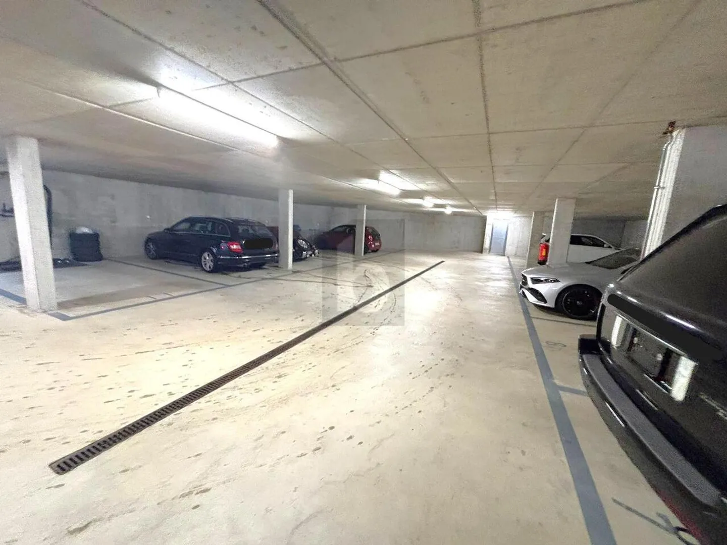 Places de Parking Modernes à Romainmôtier - Photo 3 sur 4