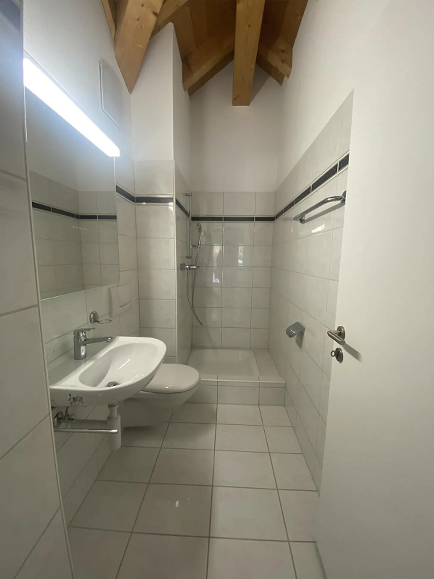 Sonnige Dachwohnung - Foto 6 von 8