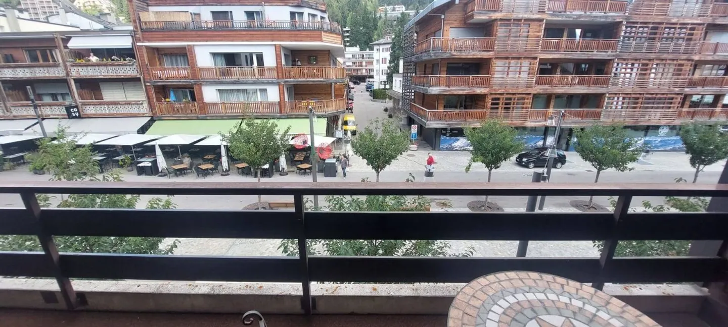 3.5-room apartment in Crans-Montana - Photo 9 of 9