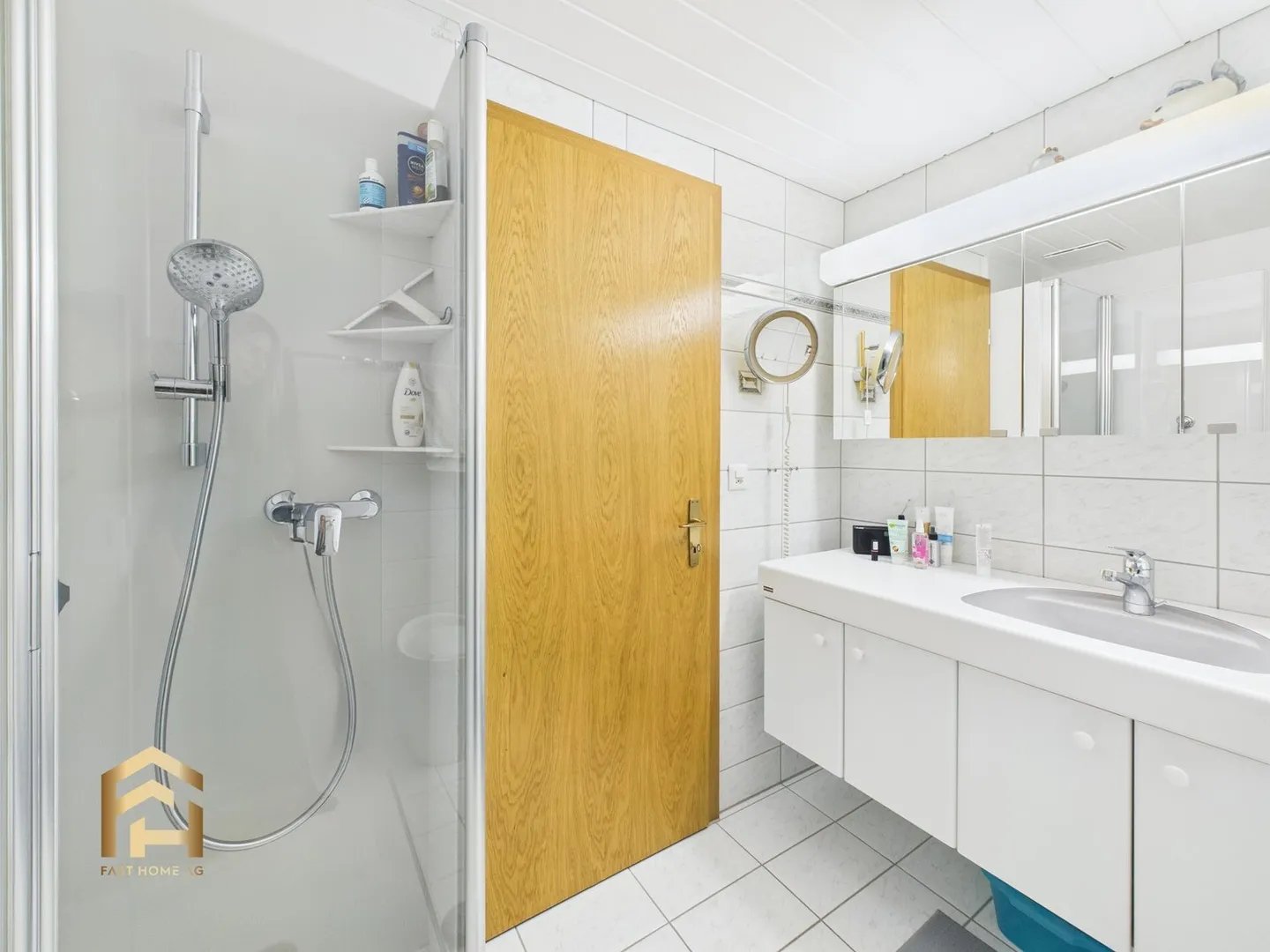 Charming 3.5-room apartment with balcony and mountain panorama in Leukerbad - Photo 9 of 12