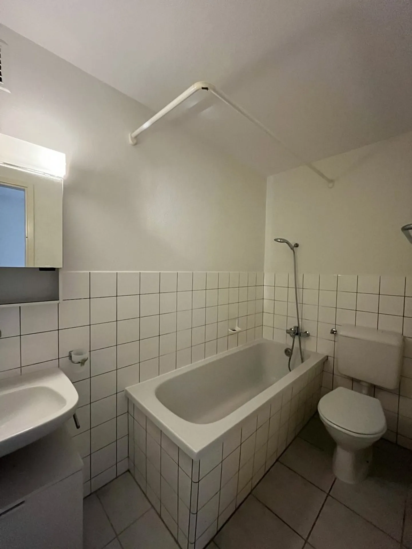 3.5 Zimmerwohnung zu vermieten in Pieterlen ! - Foto 6 von 7