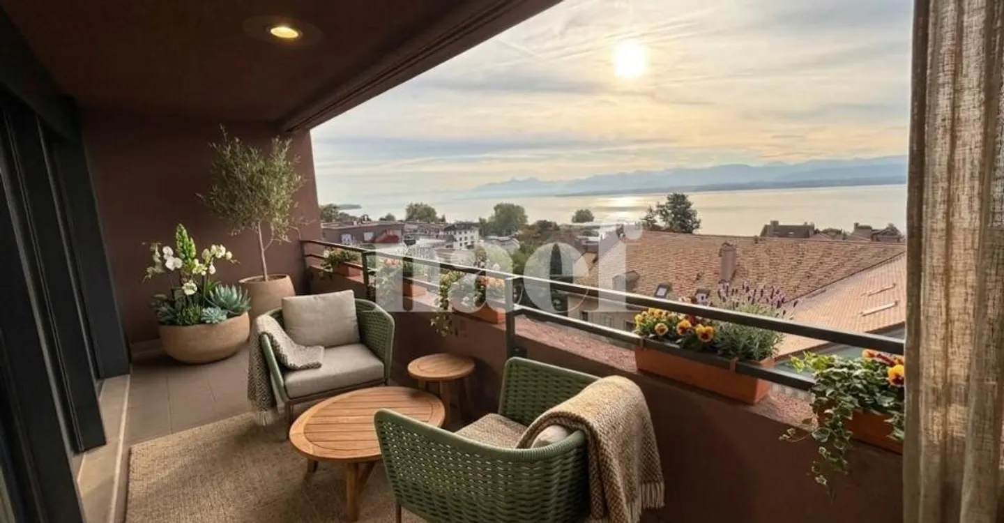 Charmant appartement 3 pièces avec vue lac - Photo 2 sur 8