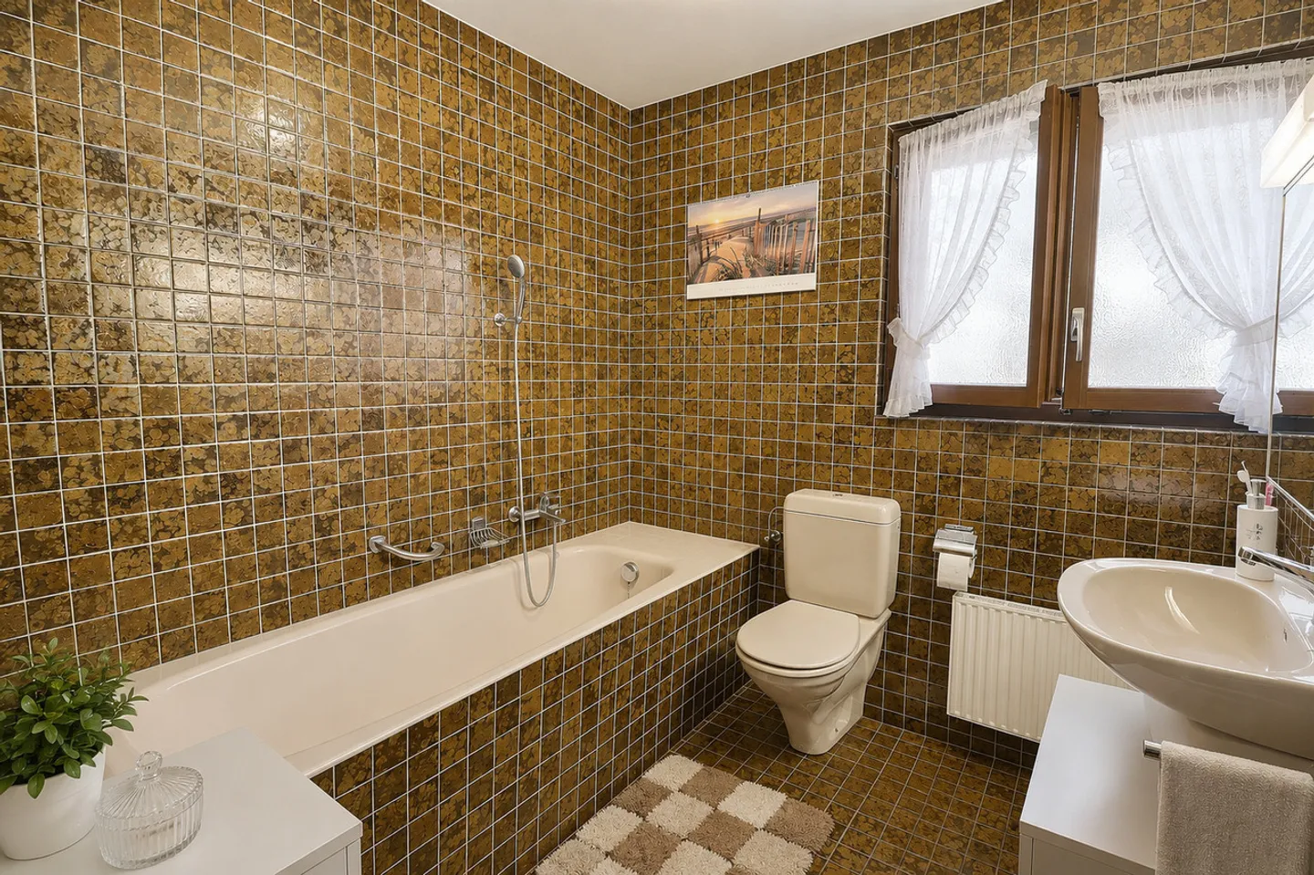 Magnificent individual house in occupied life annuity without rent with a view of the Jura - Photo 20 of 24