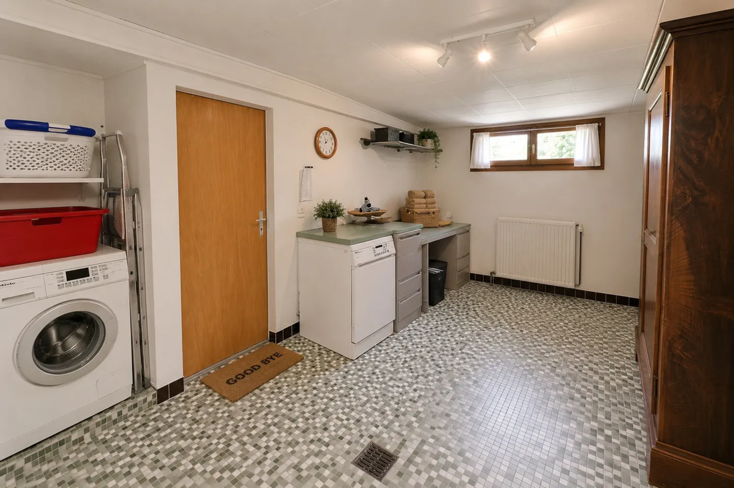 Magnificent individual house in occupied life annuity without rent with a view of the Jura - Photo 23 of 24